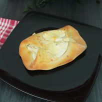 AL JAZIRA LABNEH CHEESE MAYYONISE BREAD PER PC